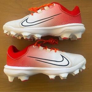 Nike Women’s HyperDiamond 4 Pro, Red/ White/ Orange Fire Laces, Sz 8